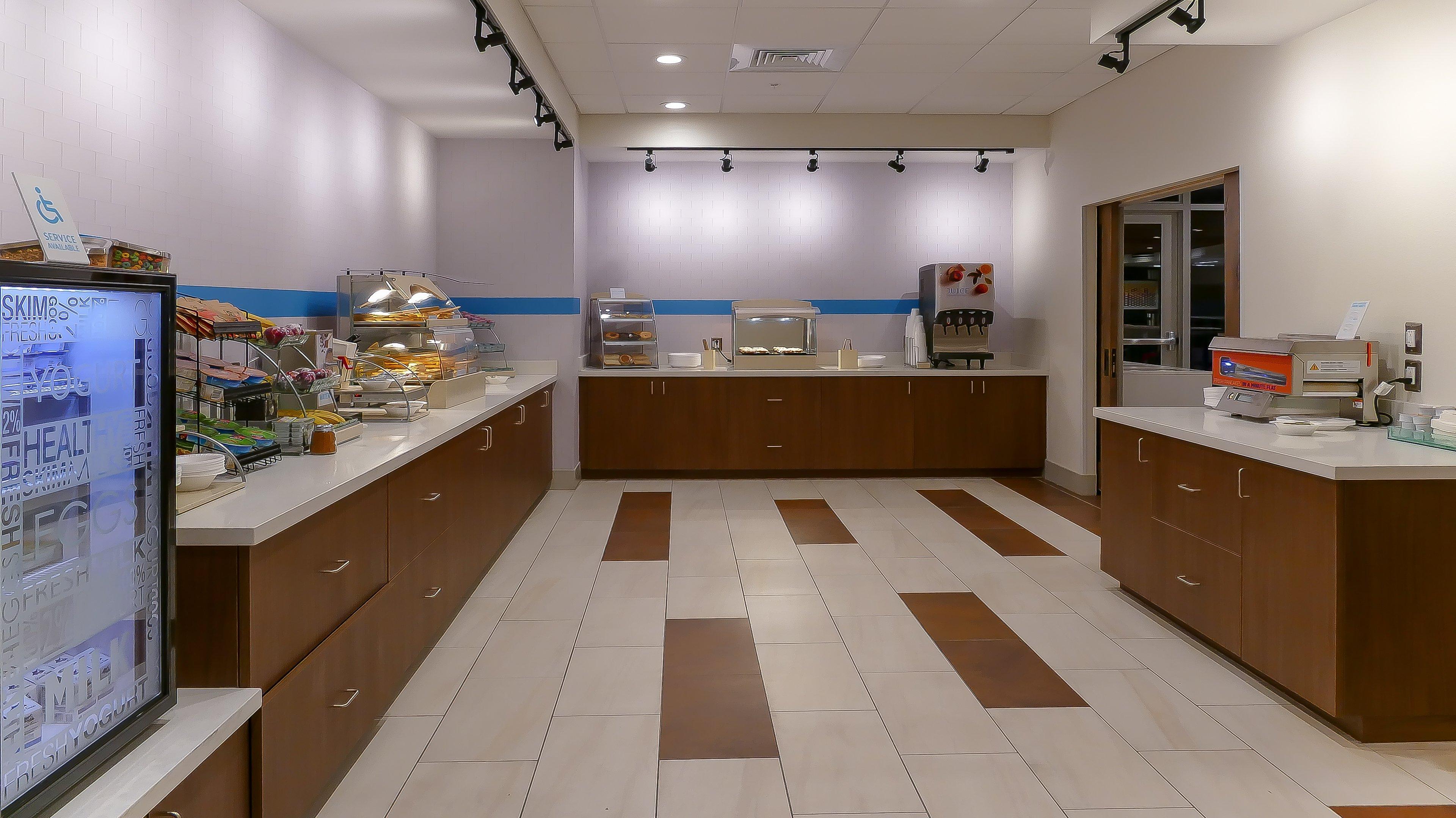 Holiday Inn Express & Suites - Tampa East - Ybor City By Ihg Екстер'єр фото